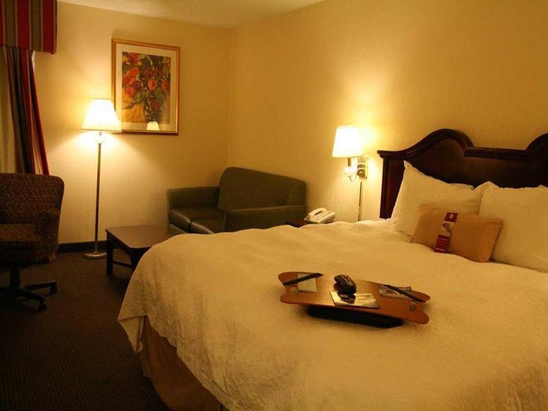 Hampton Inn Андерсън Екстериор снимка