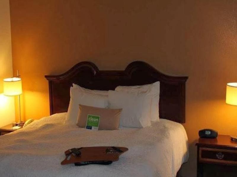 Hampton Inn Андерсън Екстериор снимка