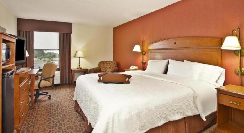 Hampton Inn Андерсън Екстериор снимка